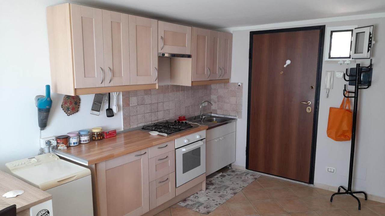 Casina Sulla Sabbia Appartement Torvaianica Buitenkant foto