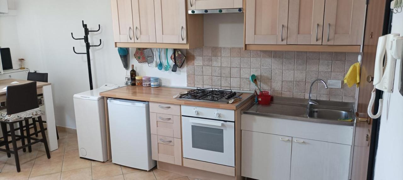 Casina Sulla Sabbia Appartement Torvaianica Buitenkant foto