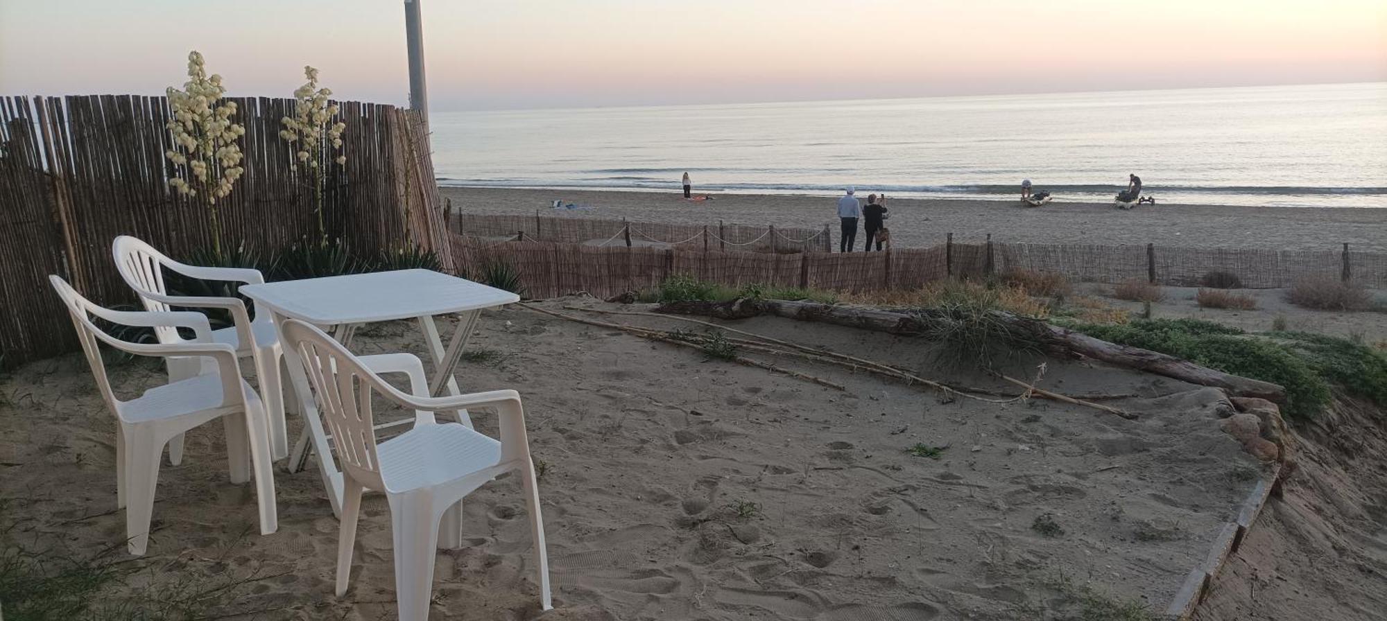 Casina Sulla Sabbia Appartement Torvaianica Buitenkant foto